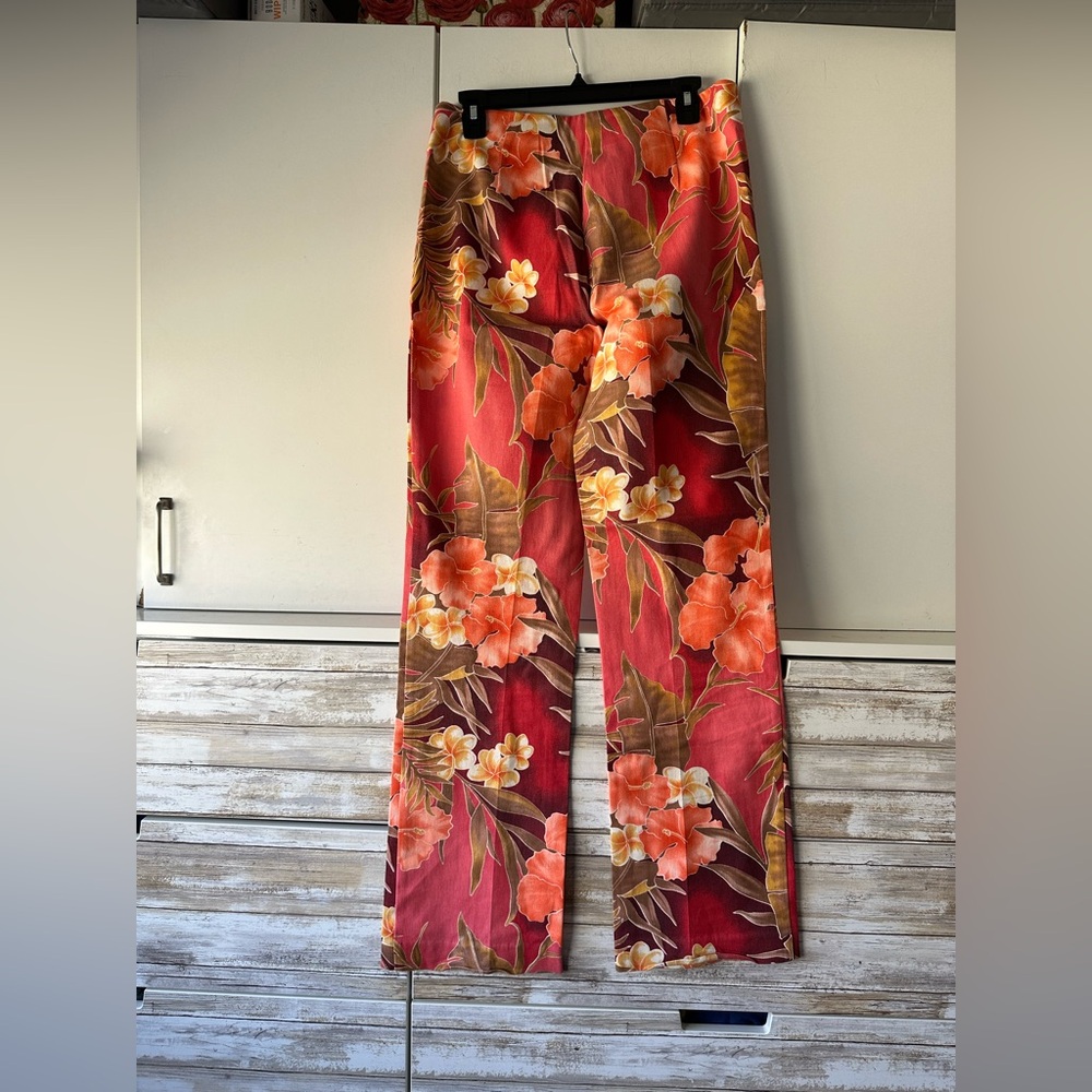 🌺 Cache Tropical Floral Wide Leg Pants Size 10 Red Orange Resort - Picture 3 of 8